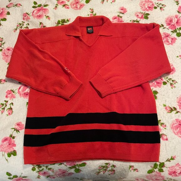 1990s Nike Team Canada 100% Acrylic collared striped hockey sweater! - Picture 12 of 16